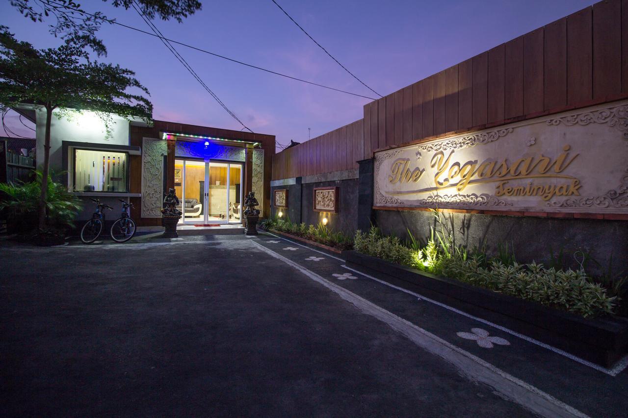 Hotel The Yogasari Seminyak Exterior foto