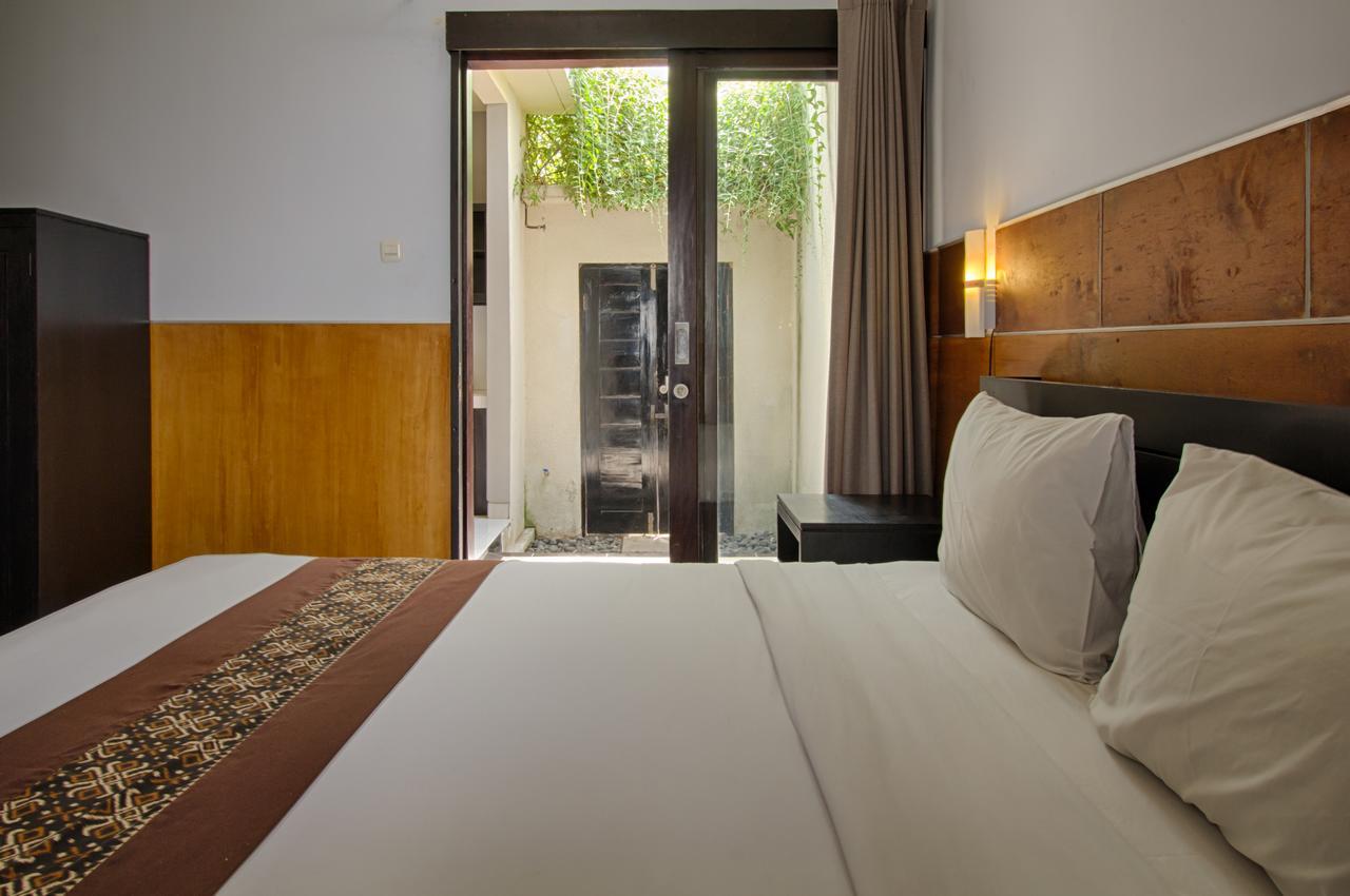 Hotel The Yogasari Seminyak Exterior foto